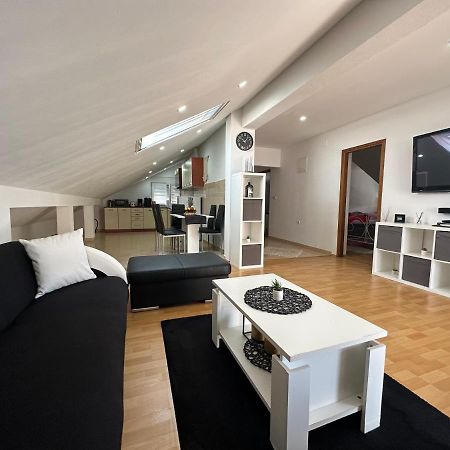 M&M Apartman Zára Kültér fotó